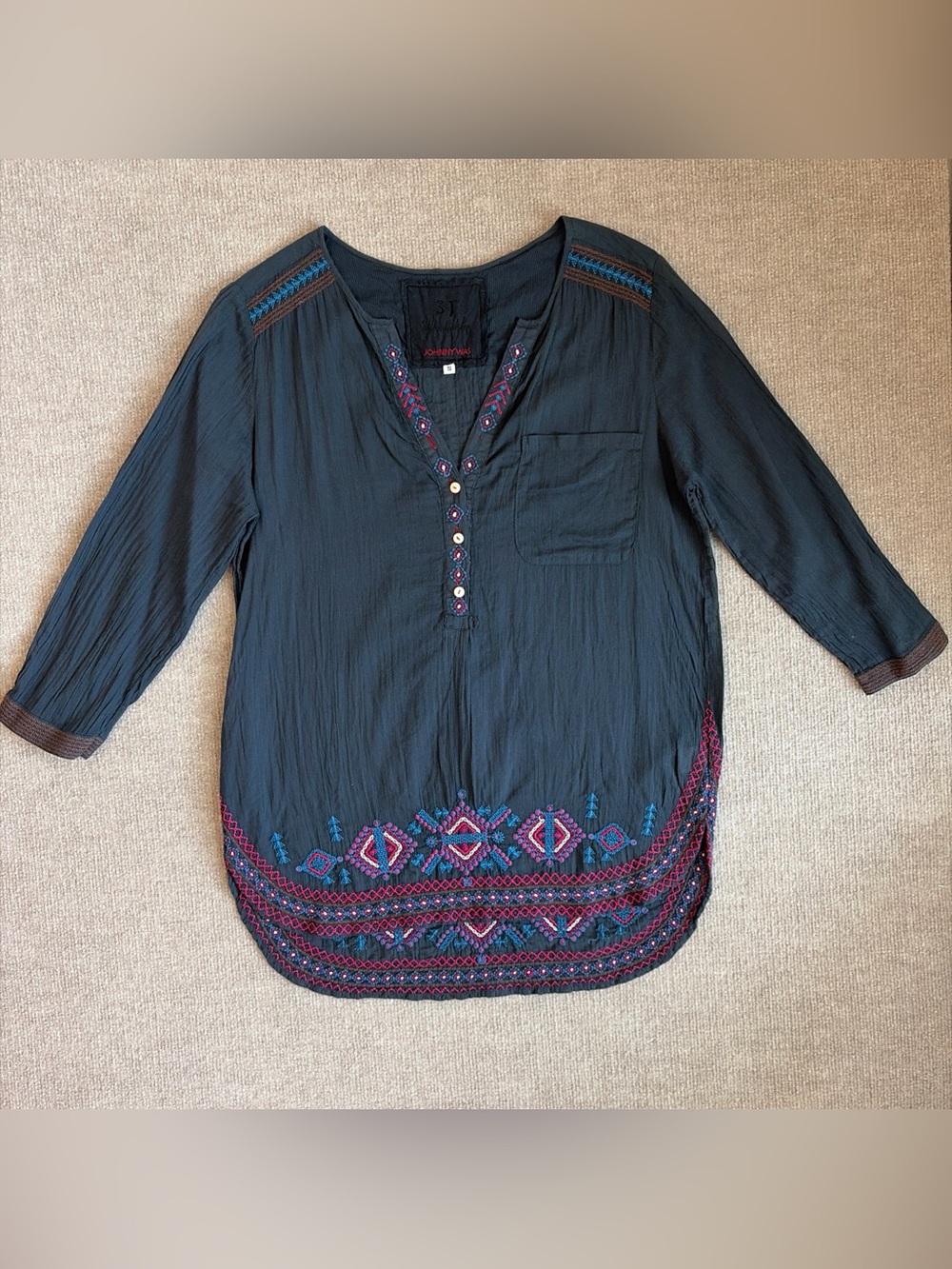 Johnny Was  3J Workshop Charcoal 4 Top Buttons Beautiful Embroidery Tunic - S